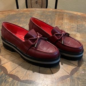Pas de Rouge leather loafers